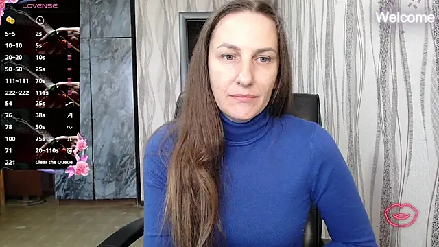 Snapshot of Yevgeshka-Milashka chatting on 7, 10, 2025 Yevgeshka-Milashka online show from 7, 10, 2025