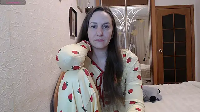 Yevgeshka-Milashka online show from 11, 3, 2026