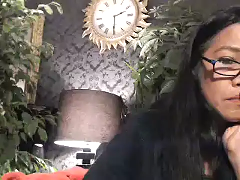 Snapshot of Hornygirltheone chatting on 3, 12, 2024 Hornygirltheone online show from 3, 12, 2024