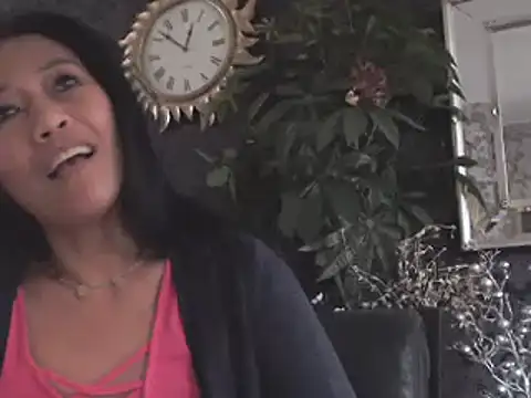 Snapshot of Hornygirltheone chatting on 4, 12, 2024 Hornygirltheone online show from 4, 12, 2024