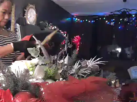 Snapshot of Hornygirltheone chatting on 5, 12, 2024 Hornygirltheone online show from 5, 12, 2024