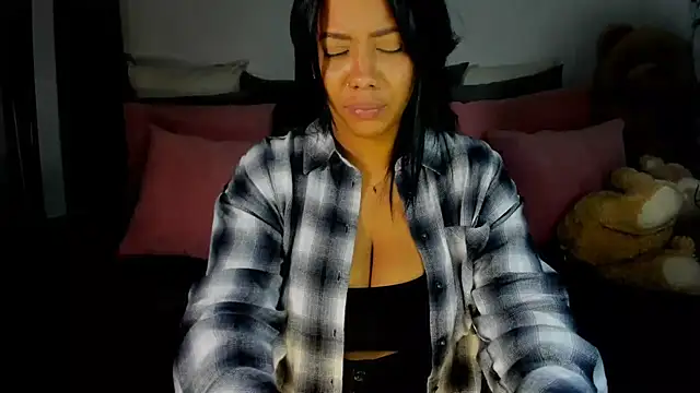 NicolePasqualott online show from 11, 1, 2025