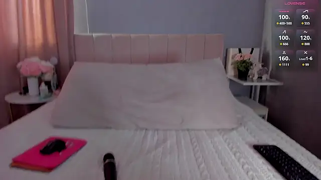 Snapshot of MissMiaTv chatting on 20, 10, 2025 MissMiaTv online show from 20, 10, 2025