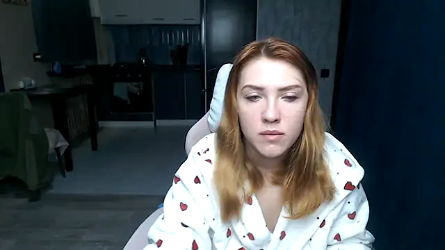 Reginasmilee online show from 27, 10, 2025