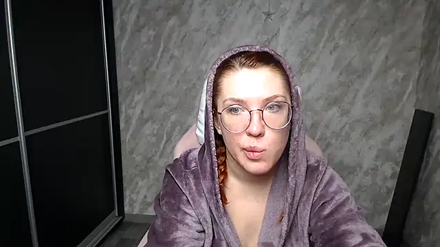 Reginasmilee online show from 16, 2, 2026