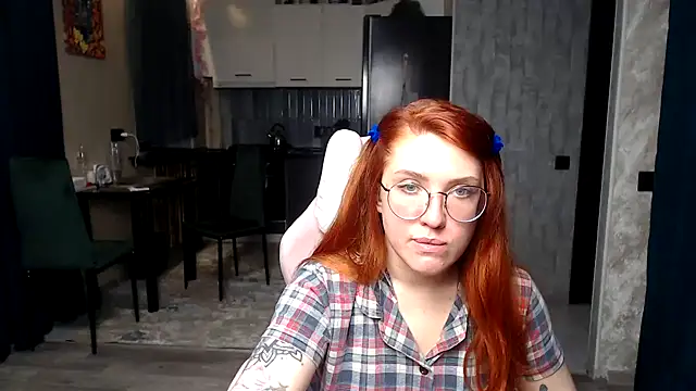 Reginasmilee online show from 17, 3, 2026