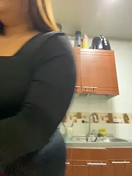 AliceStarshine online show from 4, 2, 2025