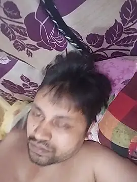 Snapshot of krvinay39 chatting on 7, 4, 2026 krvinay39 online show from 7, 4, 2026