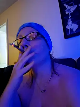 XxMs StarzxX online show from 17, 9, 2025