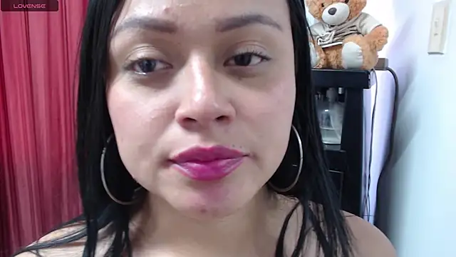 gabriela grace online show from 22, 3, 2025