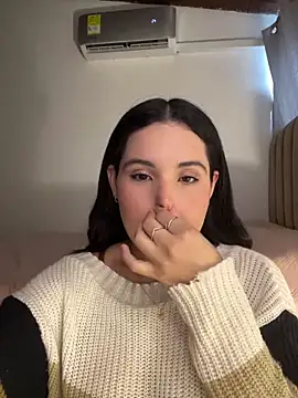 IvyValentine online show from 7, 3, 2025