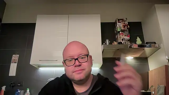 theitalianbear online show from 23, 10, 2025