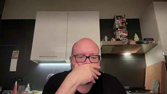 theitalianbear online show from 8, 11, 2025