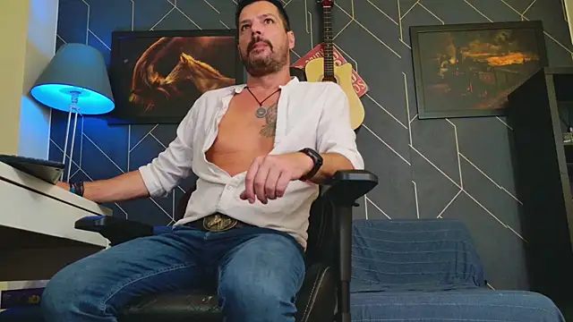 ChrisKox online show from 21, 10, 2025