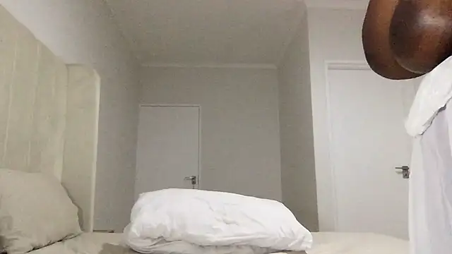 Snapshot of xBUSTY_CANDYx chatting on 24, 1, 2025 xBUSTY CANDYx online show from 24, 1, 2025