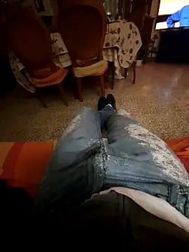 Snapshot of gianlux128bis chatting on 16, 10, 2025 gianlux128bis online show from 16, 10, 2025