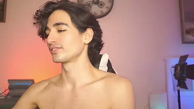 AlanDeNavarre online show from 8, 3, 2025