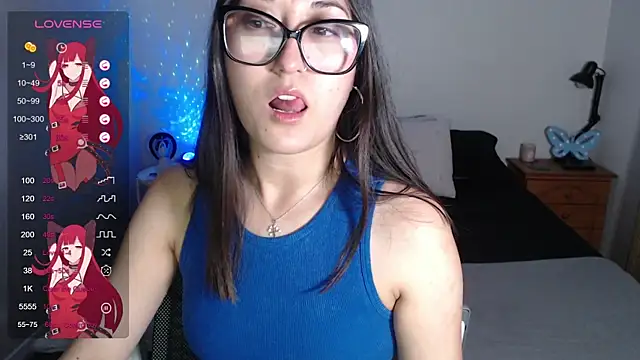 Ninimoon online show from 4, 10, 2025