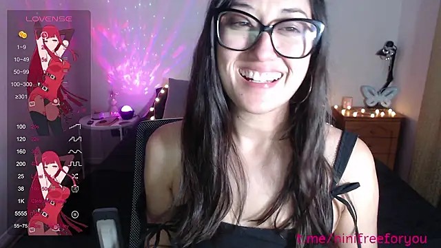 Ninimoon online show from 4, 2, 2026