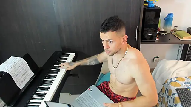 logan smith online show from 3, 11, 2025