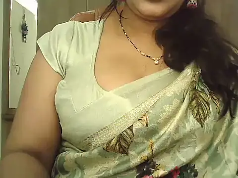 Snapshot of Spandana_Sweety chatting on 2, 3, 2026 Spandana Sweety online show from 2, 3, 2026