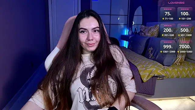 Snapshot of Foxohlove chatting on 18, 10, 2025 Foxohlove online show from 18, 10, 2025