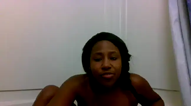 Snapshot of Xochillovemoney2 chatting on 14, 12, 2024 Xochillovemoney2 online show from 14, 12, 2024