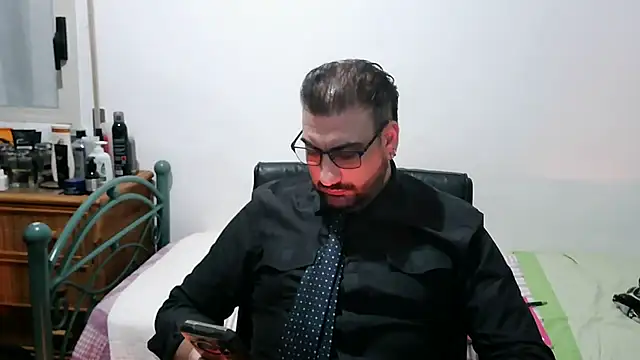 Italian dark desire online show from 3, 2, 2026