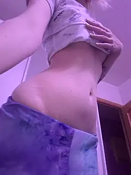 Snapshot of YogisticJuli666 chatting on 21, 10, 2025 YogisticJuli666 online show from 21, 10, 2025