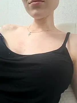 Snapshot of YogisticJuli666 chatting on 31, 10, 2025 YogisticJuli666 online show from 31, 10, 2025