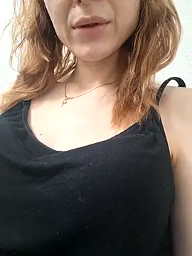 Snapshot of YogisticJuli666 chatting on 15, 12, 2025 YogisticJuli666 online show from 15, 12, 2025