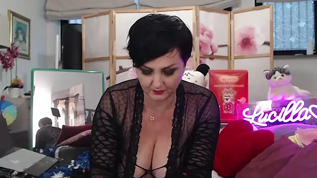 lucillabollente online show from 22, 9, 2025