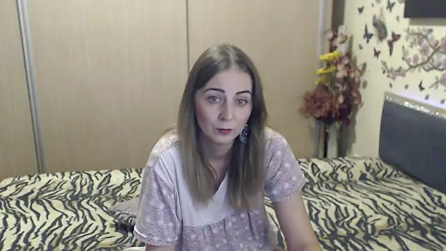 Snapshot of MirabelaSweet chatting on 17, 3, 2026 MirabelaSweet online show from 17, 3, 2026