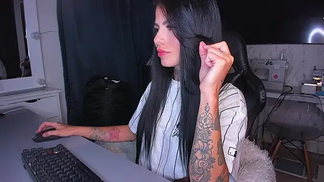 Lisegg  online show from 13, 1, 2025
