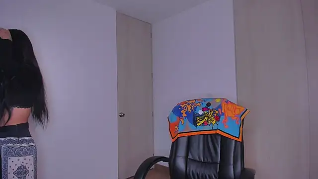 Snapshot of Lisegg_ chatting on 23, 10, 2025 Lisegg online show from 23, 10, 2025