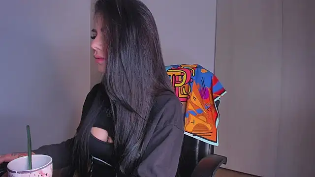 Snapshot of Lisegg_ chatting on 7, 11, 2025 Lisegg online show from 7, 11, 2025