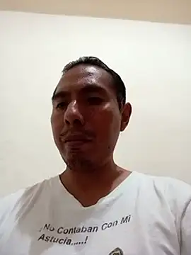 desnudo Sexoxo online show from 18, 12, 2024