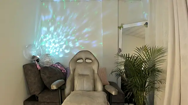 kirasofia online show from 29, 9, 2025