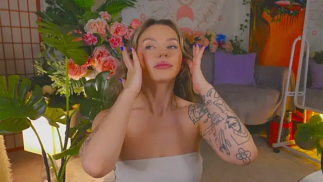 KristaBrooks online show from 8, 11, 2025