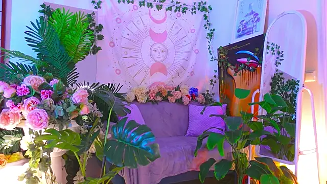 KristaBrooks online show from 24, 11, 2025