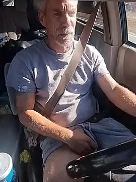 Snapshot of Biknight chatting on 23, 11, 2025 Biknight online show from 23, 11, 2025