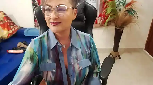 Snapshot of Tamara_Luaren chatting on 20, 12, 2024 Tamara Luaren online show from 20, 12, 2024