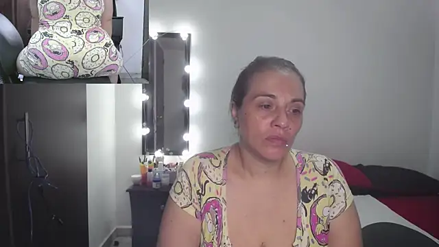 zoe hotxxx online show from 1, 2, 2025