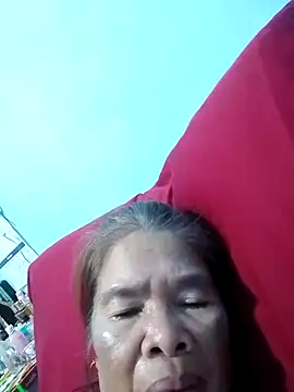 Snapshot of sexylizzy4u chatting on 12, 10, 2025 sexylizzy4u online show from 12, 10, 2025