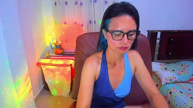 Snapshot of BrianaGarner chatting on 9, 11, 2025 BrianaGarner online show from 9, 11, 2025