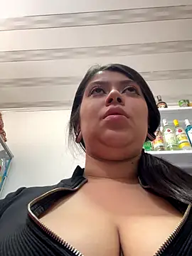 Snapshot of emilyjohanson chatting on 29, 11, 2025 emilyjohanson online show from 29, 11, 2025