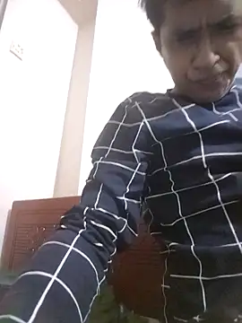 iamkahn 44 online show from 17, 12, 2025