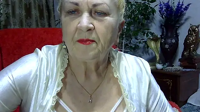Emma52610 online show from 18, 3, 2025
