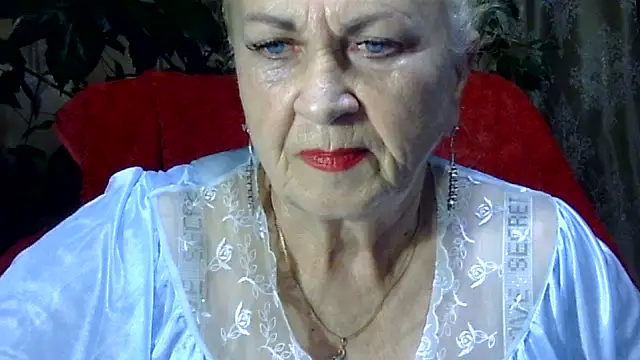 Snapshot of Emma52610 chatting on 18, 11, 2025 Emma52610 online show from 18, 11, 2025