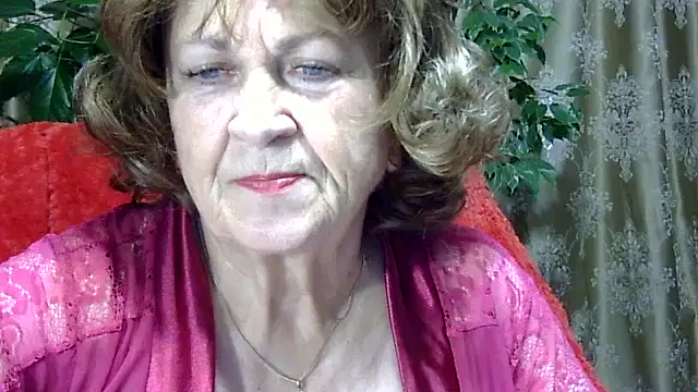 Snapshot of Emma52610 chatting on 23, 11, 2025 Emma52610 online show from 23, 11, 2025